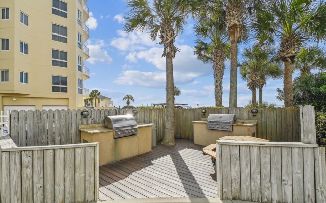 Oceania 902 - Gulf Front 3 BR - sleeps 6 3 Bedroom Condo by RedAwning