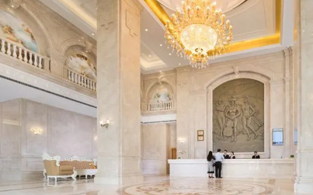 Vienna International Hotel (Changde College of Arts and Sciences Tobacco Factory)