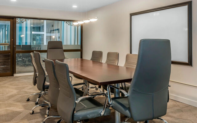 The Blu Hotel Blue Ash Cincinnati, Ascend Hotel Collection