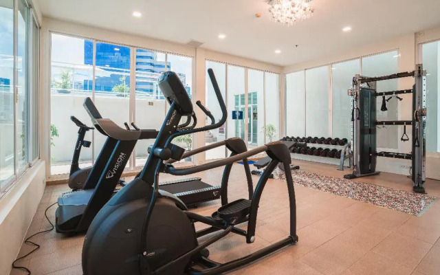 Отель The Bless Hotel and Residence