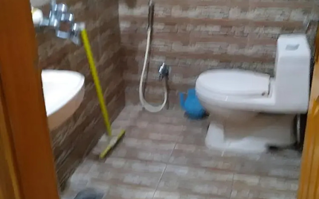 AK Hotel Of Guest House