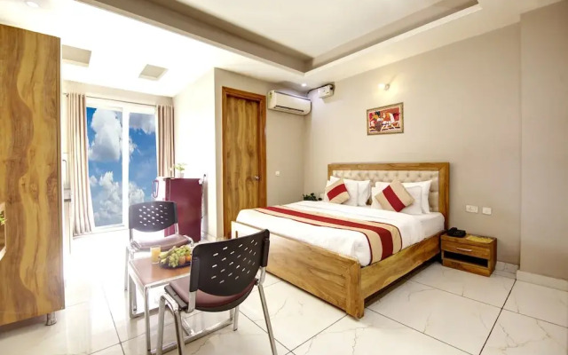 The Palm Suites