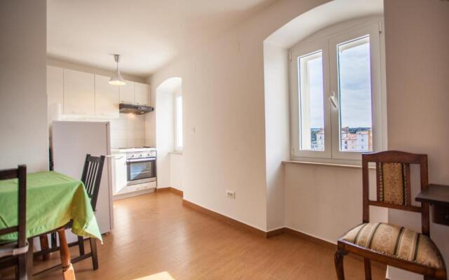 Apartment Pogled na luku