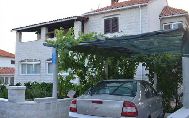 Marino - Near Family Friendly Beach - A2