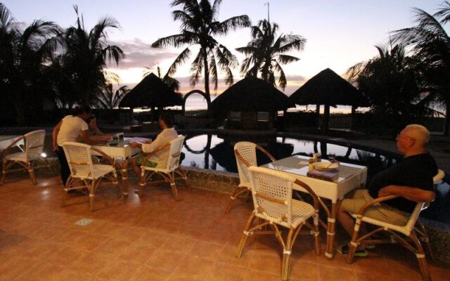 Aladin White Beach Resort