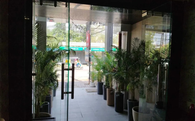 The Avinya Hotel