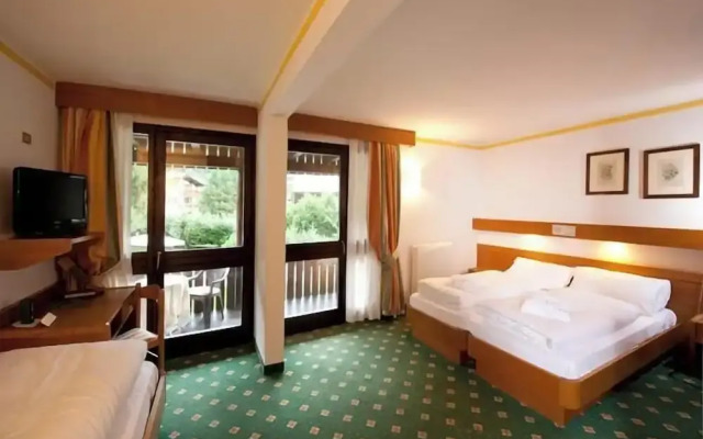 Centro Pineta Family Hotel & Wellness