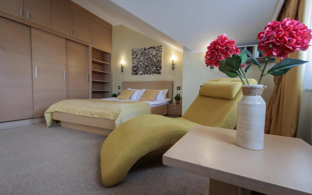 Euro Garni Hotel