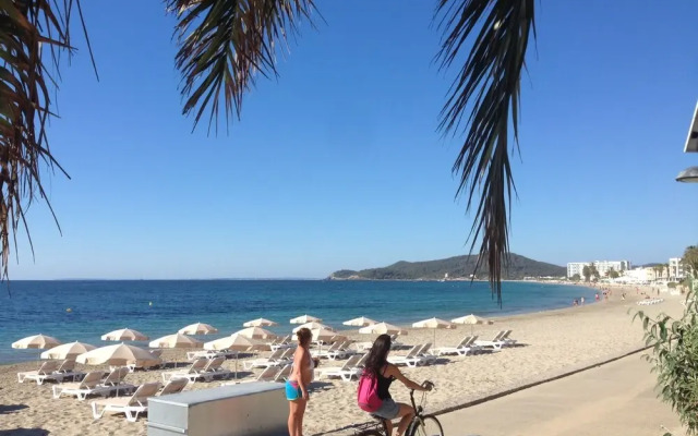 Chill Beach Condo for an Ibiza nice experiencience