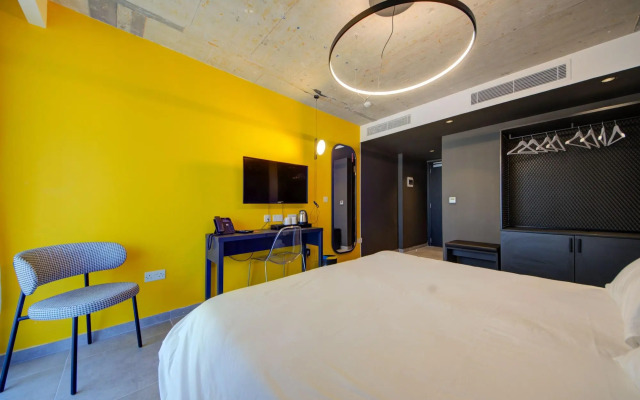 IKYK Hotel - IK Collection