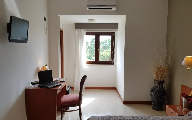 Hotel Joy