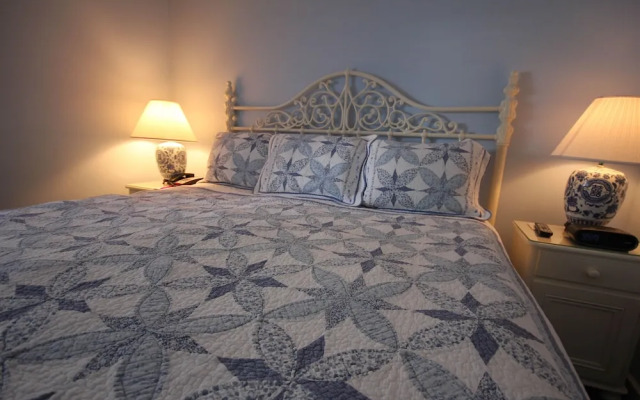Lilac Tree Suites