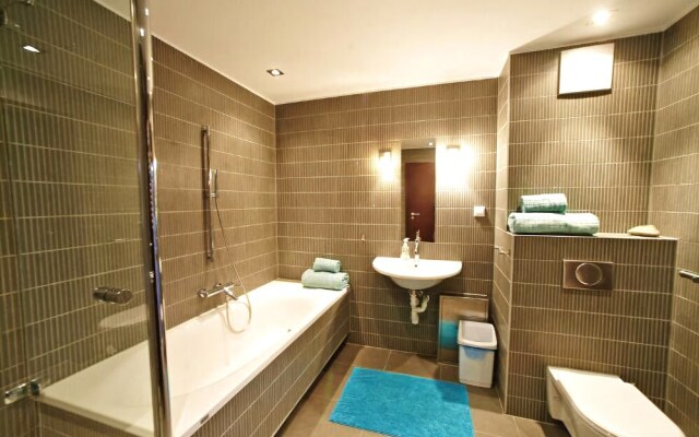 Penguin Rooms - Wawel Castle