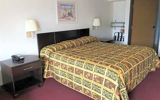 American Inn & Suites