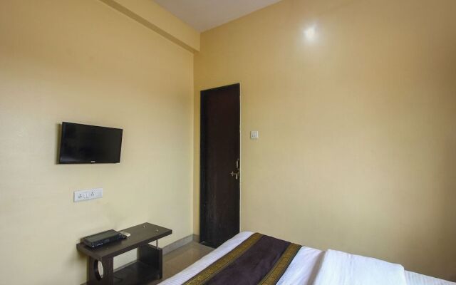 OYO 12355 Hotel New Jagdamba Lodging