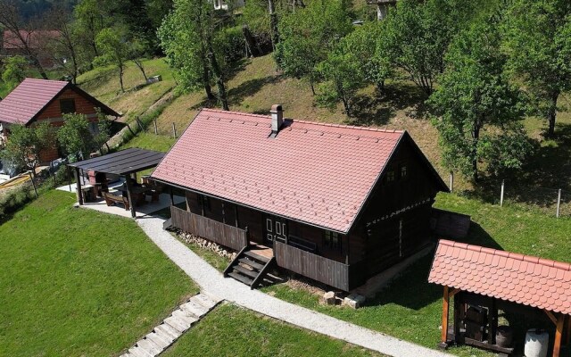 Tradicionalna Zagorska Drvena Kuća Stara Murva