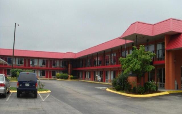 Fall Creek Inn