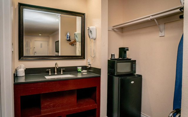 Gateway Inn Gardena