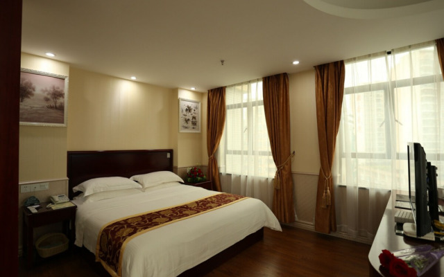 GreenTree Inn Jieyang North Linjiang Road Express Hotel