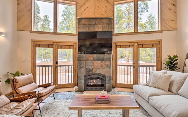 2 Mi to Dtwn: Leadville Haven w/ 2 Furnished Decks