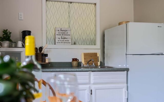 Barefoot Villas Room 5 Eagle