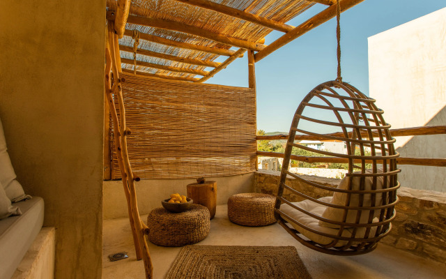Meli Suites