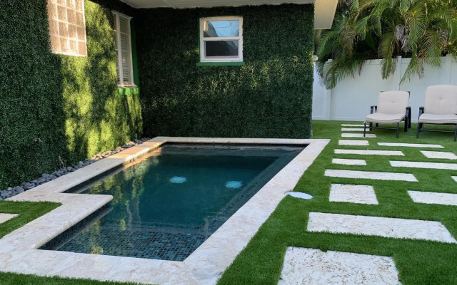 Barefoot Dreams - 201 - 76th E