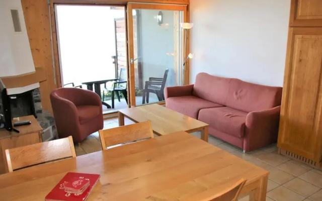 Cozy Apartment With Valley Views