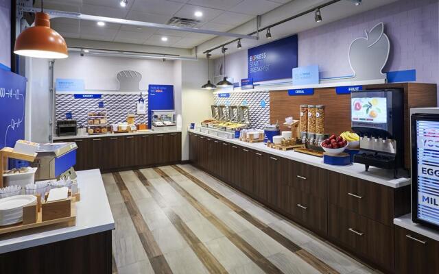 Holiday Inn Express Niagara-On-The-Lake by IHG