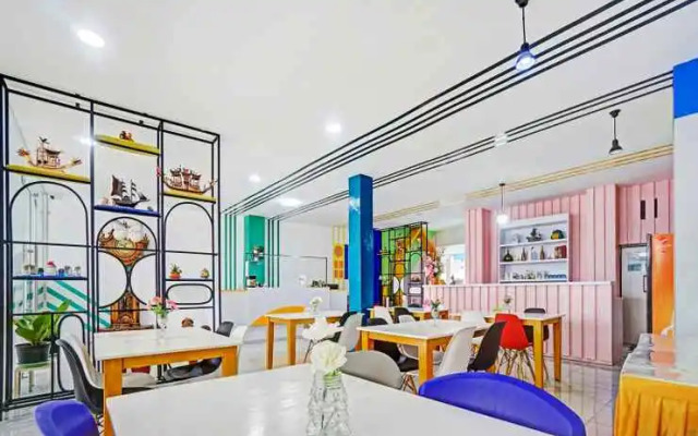 Oyo 90459 Azka Style Syariah