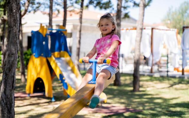 Summertime Family Resort