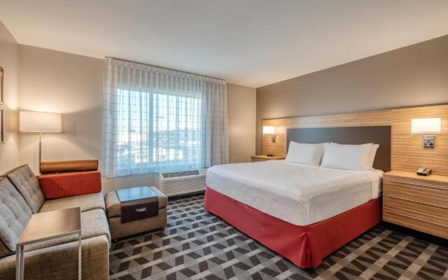 TownePlace Suites by Marriott Indianapolis Airport