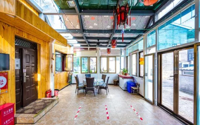 Simatai Jufuyuan Homestay