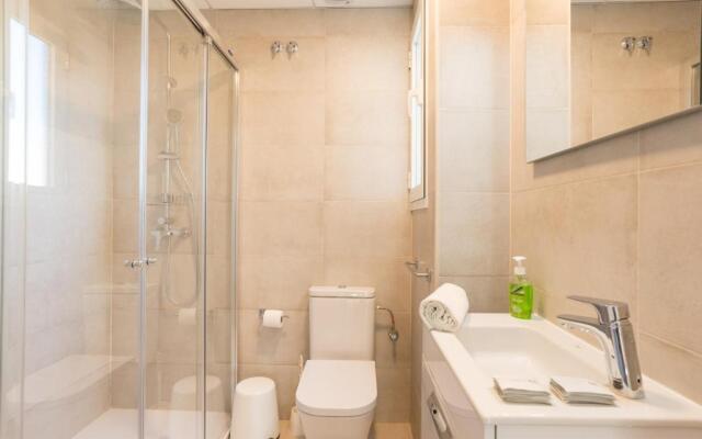 Urbe10 Premium Atarazanas 4 Bedrooms Apartment