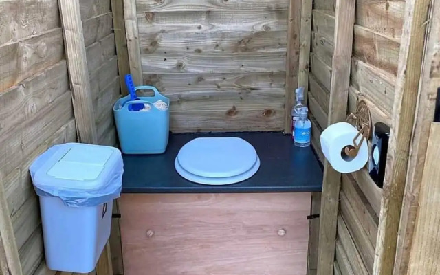 Glamping Pod - Sleeps 4 - Pets - Parking