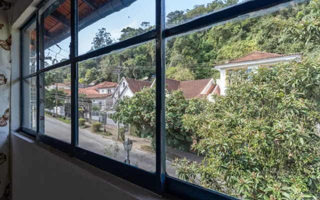 Casa com Wi-fi e Garagem a 400m do Museu Imperial