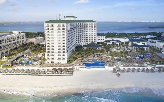 JW Marriott Cancun Resort & Spa