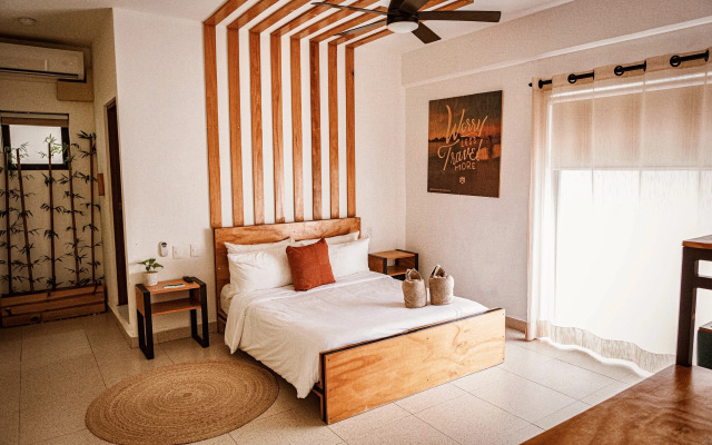 Nomads Hotel, Hostel & Rooftop Pool