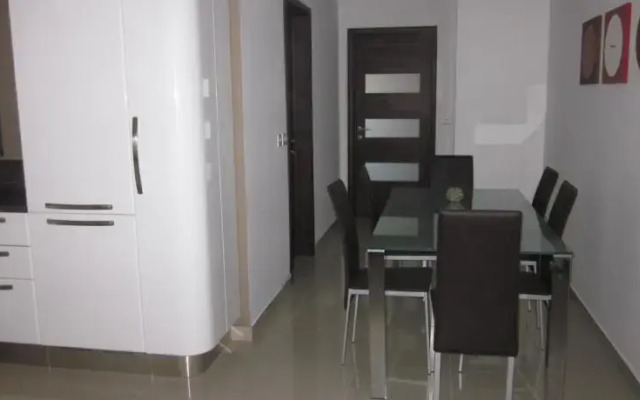 Modern Maisonette