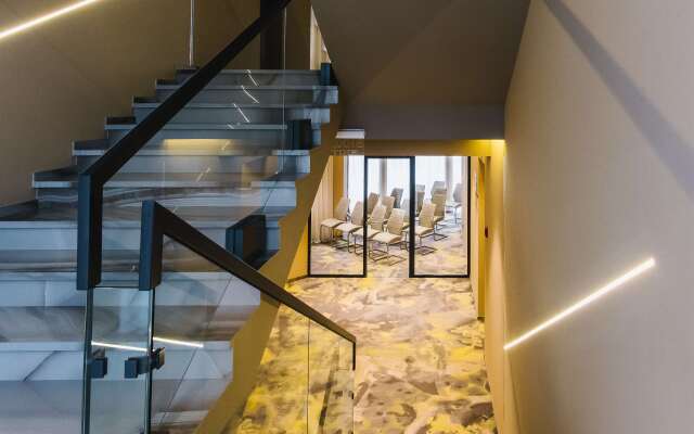 Noble Boutique Hotel
