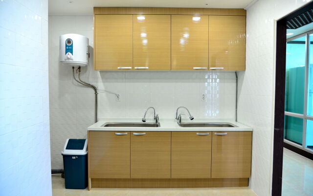 Seom Guesthouse - Hostel