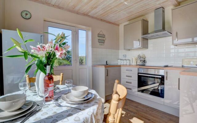Croft Apartment