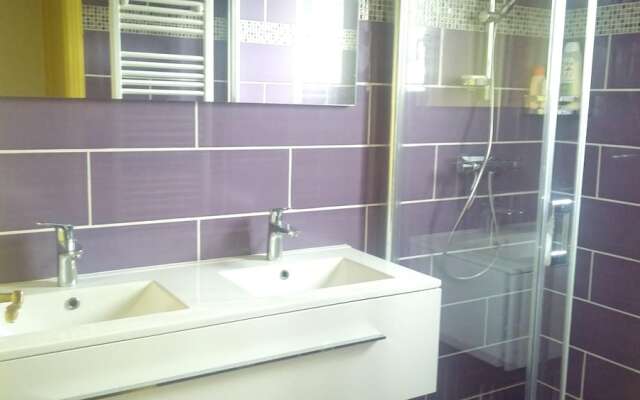 House With 2 Bedrooms in Eymet, With Enclosed Garden