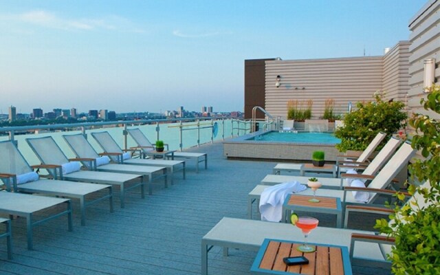 Bluebird Suites at Boylston