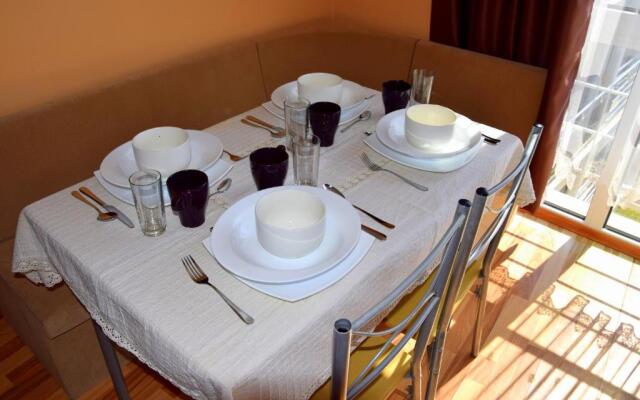 Sineva Del Sol Apartments