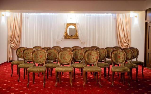 Hotel Emire