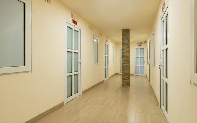 OYO 786 Sutomo Guest House
