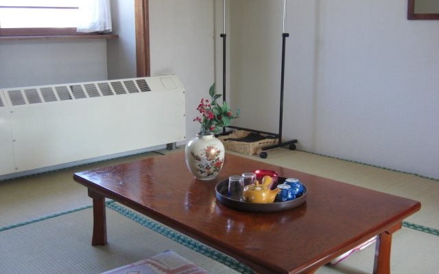 Sanko Onsen – Hotel Rooms – Teshikaga