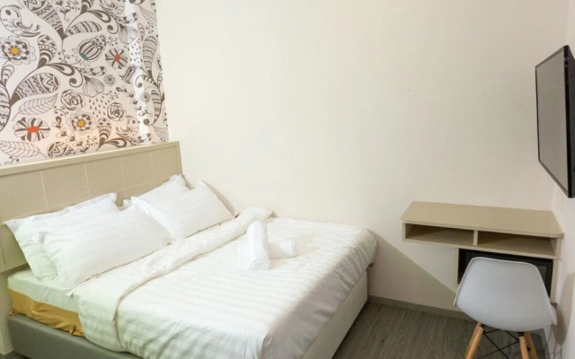 The Crown Hotel Klia