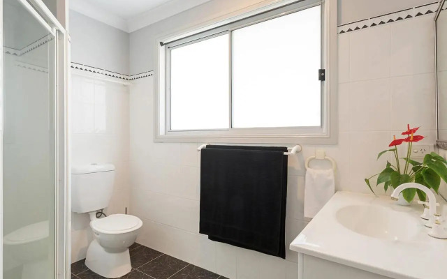 31 McMillan Crescent